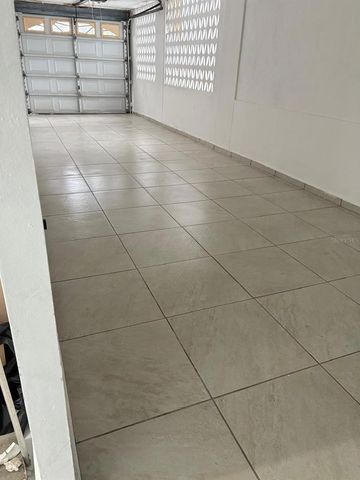198 LOS PICACHOS, LA CUMBRE DEV., San Juan, PR 00926