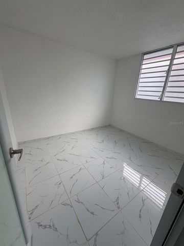 198 LOS PICACHOS, LA CUMBRE DEV., San Juan, PR 00926
