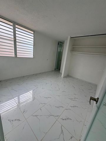 198 LOS PICACHOS, LA CUMBRE DEV., San Juan, PR 00926