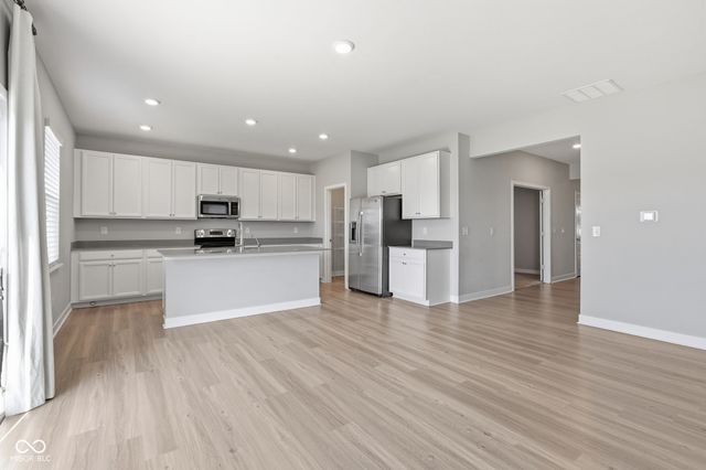 4781 W Safford Drive, New Palestine, IN 46163