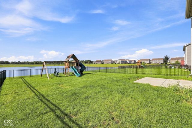 4781 W Safford Drive, New Palestine, IN 46163