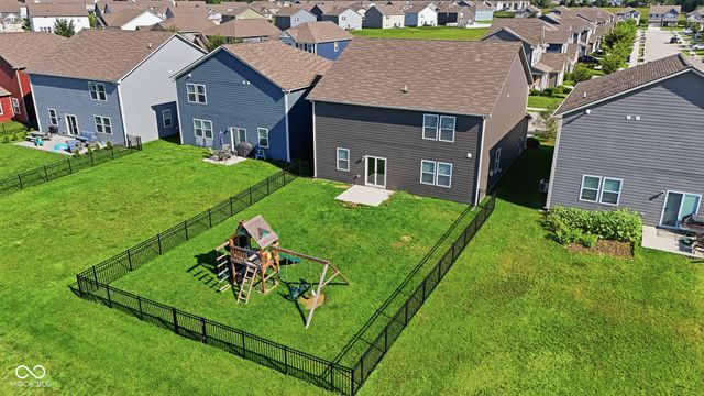 4781 W Safford Drive, New Palestine, IN 46163