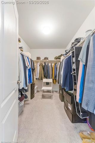 28085 Hummingdale Circle, Novi, MI 48377