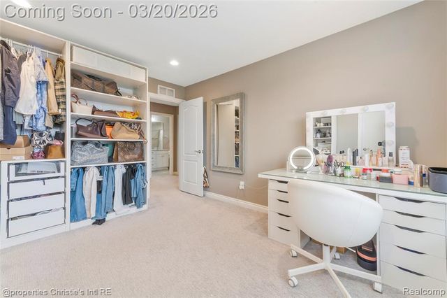 28085 Hummingdale Circle, Novi, MI 48377