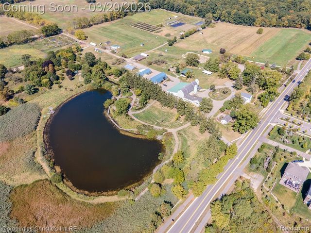 28085 Hummingdale Circle, Novi, MI 48377