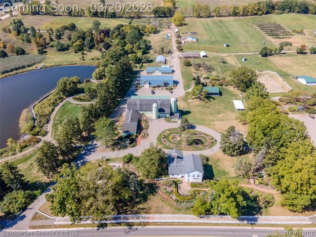 28085 Hummingdale Circle, Novi, MI 48377