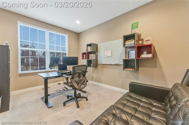 28085 Hummingdale Circle, Novi, MI 48377