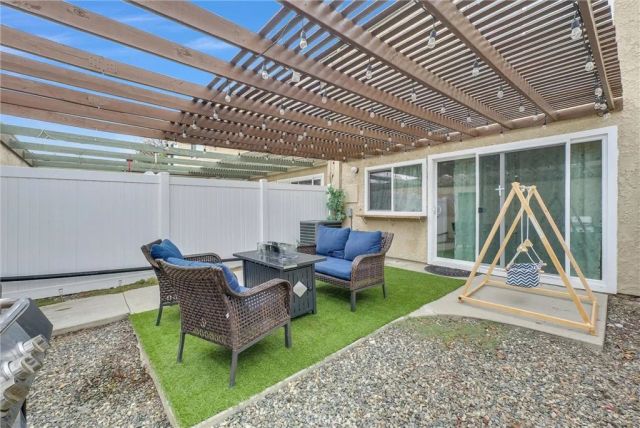 15970 Hyde Court, Fountain Valley, CA 92708