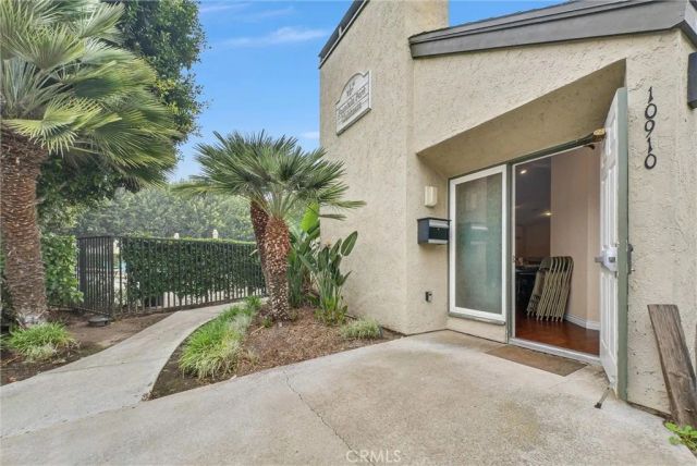 15970 Hyde Court, Fountain Valley, CA 92708