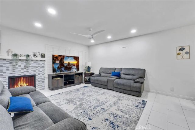 15970 Hyde Court, Fountain Valley, CA 92708