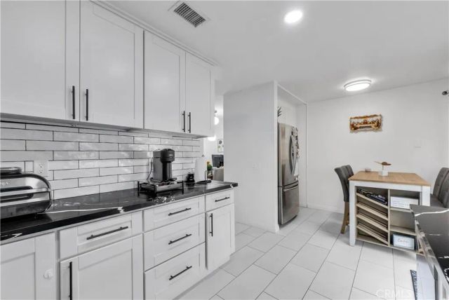 15970 Hyde Court, Fountain Valley, CA 92708