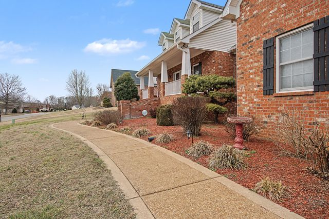 117 Bloomsbury Dr, Portland, TN 37148