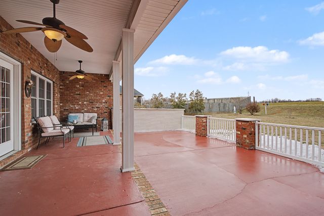 117 Bloomsbury Dr, Portland, TN 37148