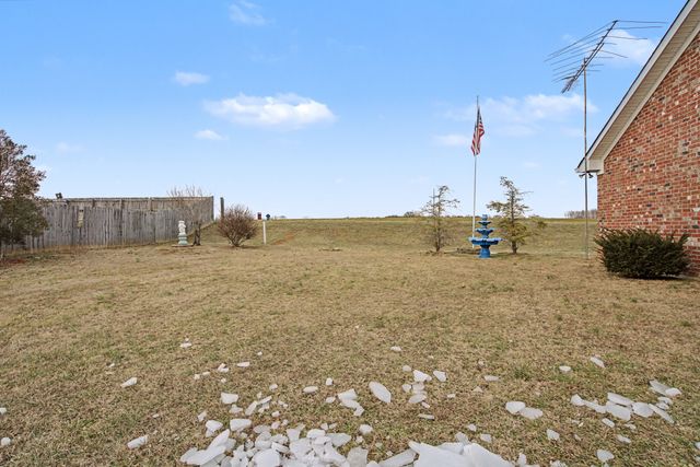 117 Bloomsbury Dr, Portland, TN 37148