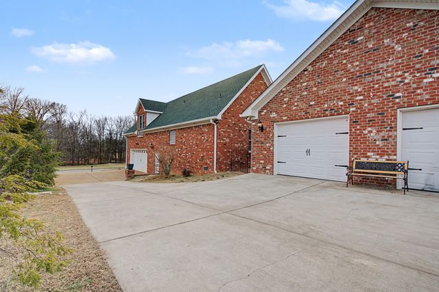 117 Bloomsbury Dr, Portland, TN 37148