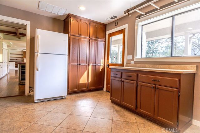 45344 S Oakview, Oakhurst, CA 93644