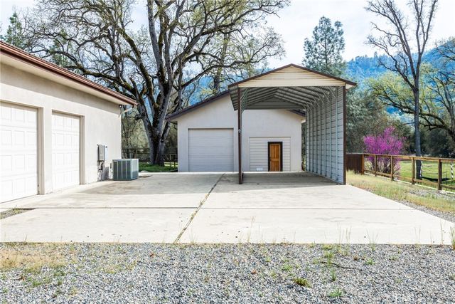 45344 S Oakview, Oakhurst, CA 93644