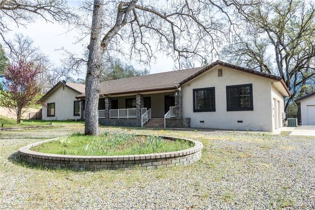 45344 S Oakview, Oakhurst, CA 93644