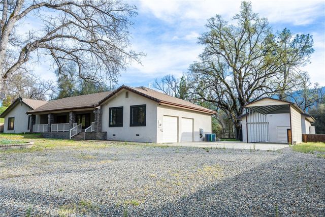 45344 S Oakview, Oakhurst, CA 93644