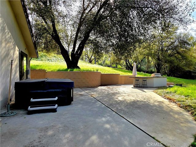45344 S Oakview, Oakhurst, CA 93644