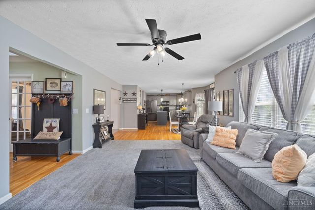 1207 Durbin Terrace, Hamilton Twp, OH 45039