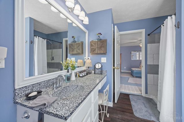 1207 Durbin Terrace, Hamilton Twp, OH 45039