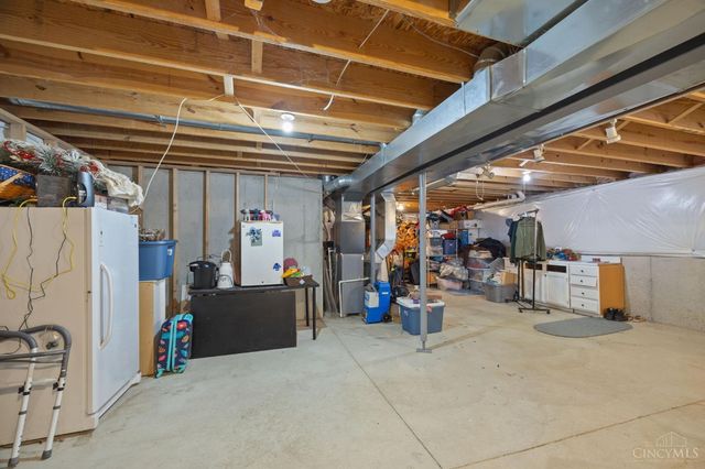 1207 Durbin Terrace, Hamilton Twp, OH 45039