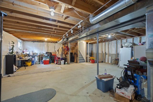 1207 Durbin Terrace, Hamilton Twp, OH 45039