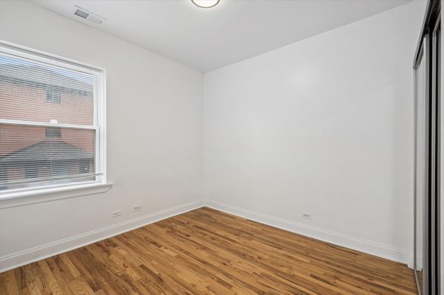 3849 W Ainslie Street 1, Chicago, IL 60625