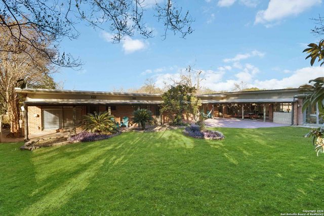 800 Eventide, Terrell Hills, TX 78209