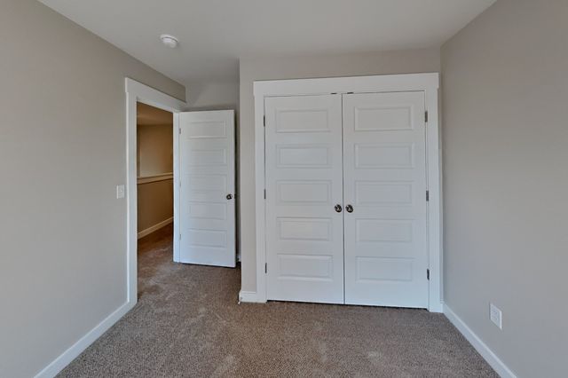 7001 Park Knoll Ln, Mount Juliet, TN 37122