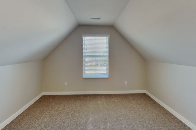 7001 Park Knoll Ln, Mount Juliet, TN 37122