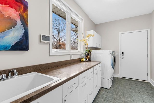 21150 Excelsior Boulevard, Excelsior, MN 55331