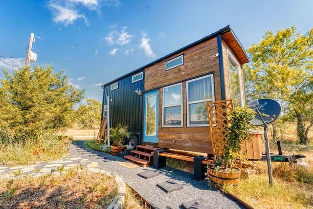 16107 Fagerquist RD, Del Valle, TX 78617