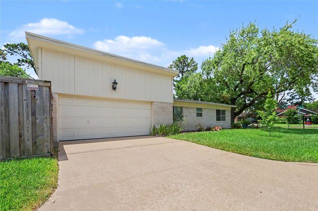 1754 Nocturne Lane, Houston, TX 77043