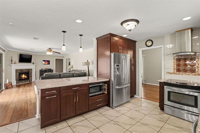 1754 Nocturne Lane, Houston, TX 77043