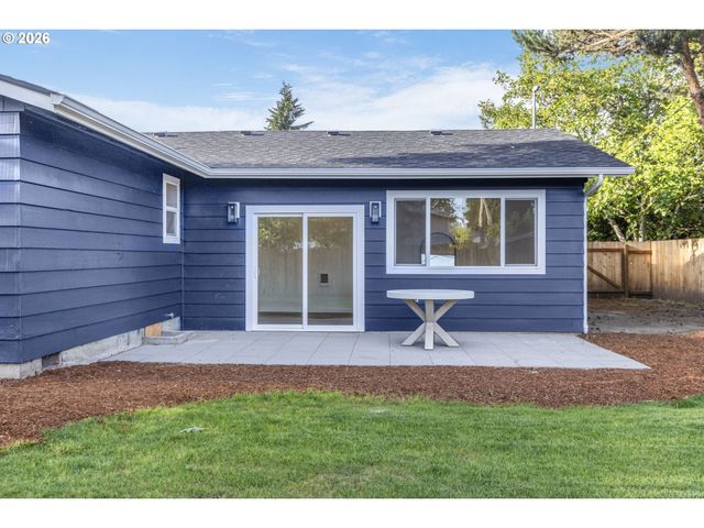 288 SUBURBAN Ave, Eugene, OR 97404