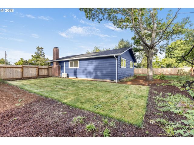 288 SUBURBAN Ave, Eugene, OR 97404