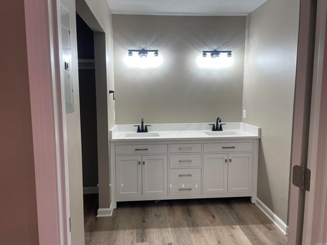 13 W Villena Drive, Hot Springs Village, AR 71909
