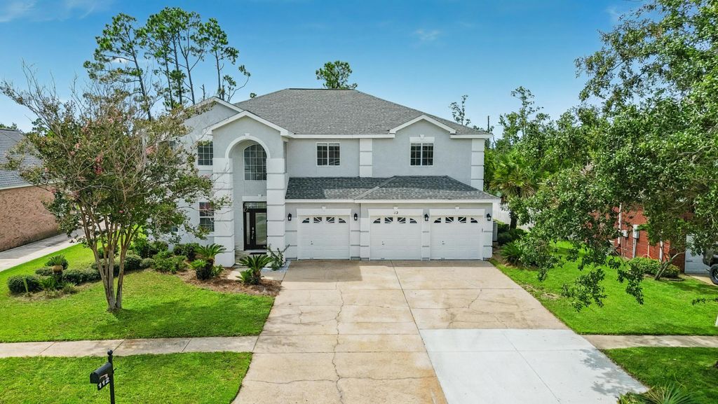 112 Cottonwood Circle, Lynn Haven, FL 32444