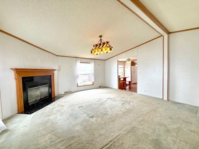 9 Swallow Lane, Beecher, IL 60401