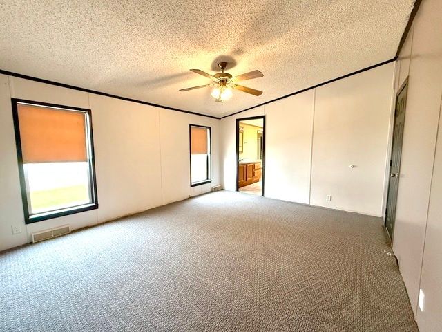 9 Swallow Lane, Beecher, IL 60401