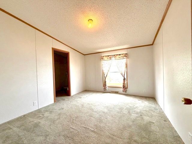 9 Swallow Lane, Beecher, IL 60401