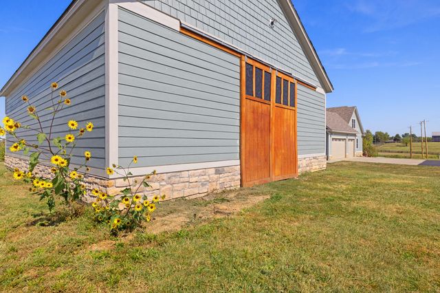 100 Collins Risk Road, Georgetown, KY 40324