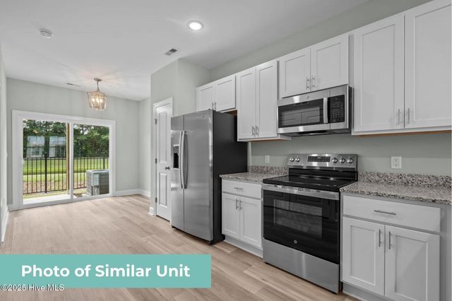 219 Sandy Cove Lane, Sneads Ferry, NC 28460