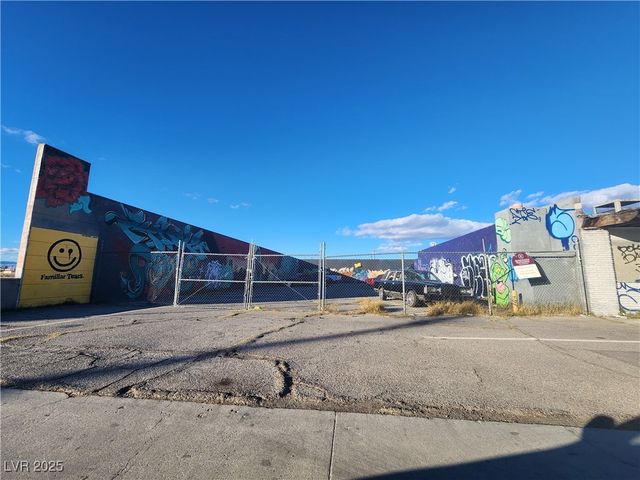 814 West Bonanza Road, Las Vegas, NV 89106