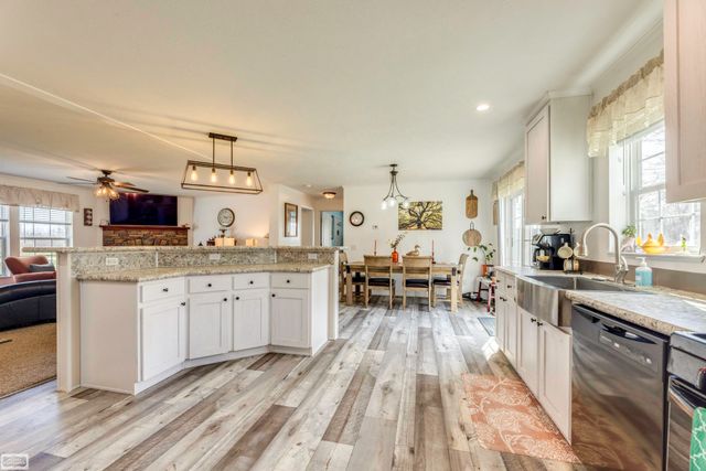 9559 Arnold Drive, Ira, MI 48023