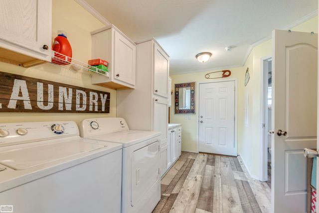 9559 Arnold Drive, Ira, MI 48023