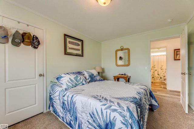 9559 Arnold Drive, Ira, MI 48023