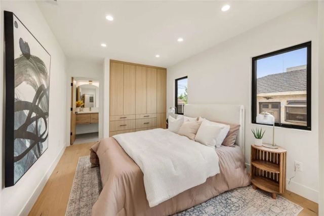 2316 N Parish Place, Burbank, CA 91504